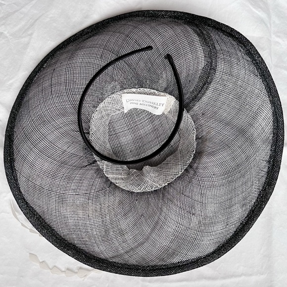 Fascinator - Picture 3 of 3